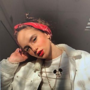 Meet your Posher, Marisa